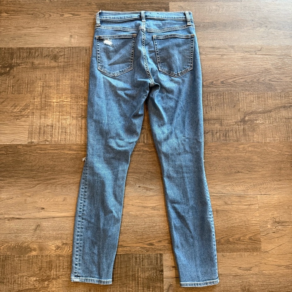 GAP Women's Blue Distressed Skinny Jeans - Picture 5 of 6